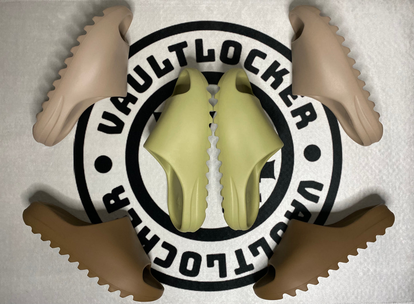 Adidas Yeezy Slide (First Release)