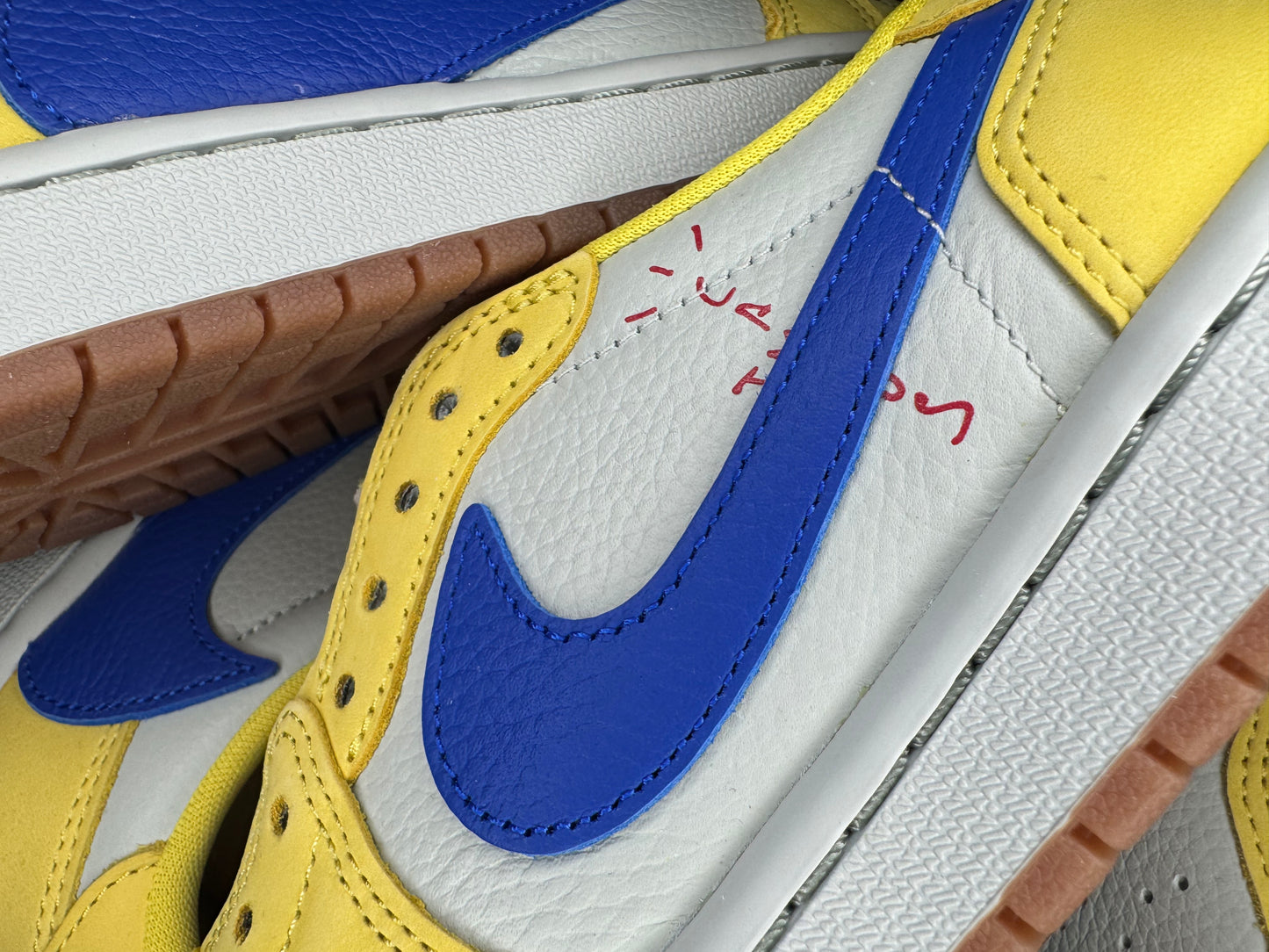 Jordan 1 Retro Low OG SP Travis Scott "Canary" (Women's)