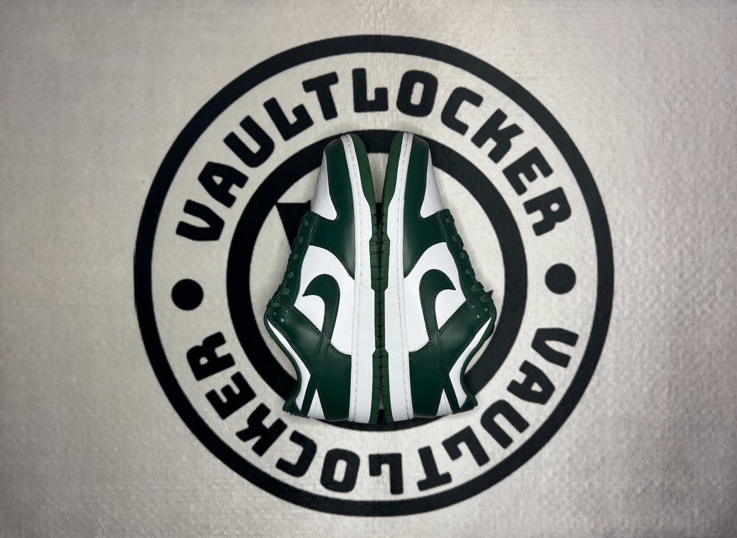 Nike Dunk Low "Michigan State"