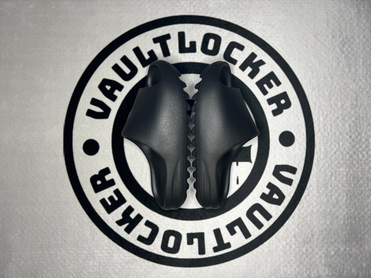 Adidas Yeezy Slide "Onyx"